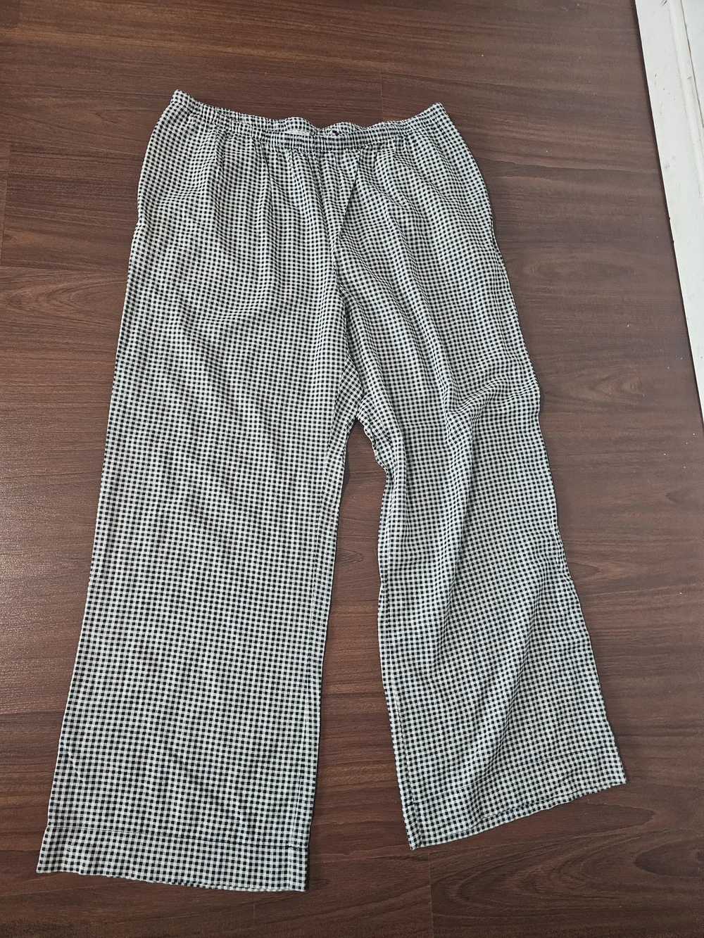 a new day black and white gingham shorts with elastic waist